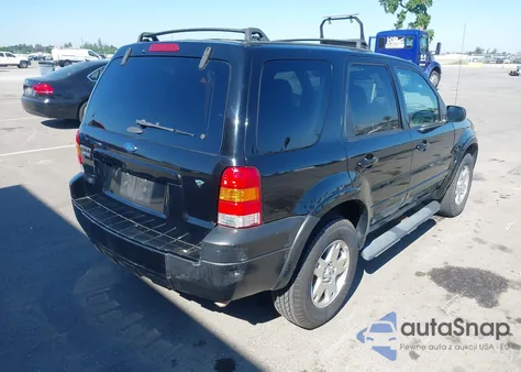 2006 Ford Escape Limited z USA, uszkodzony, nr VIN 1FMCU94166KA98310